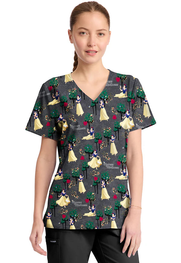 Polera Clínica Estampada Disney Mujer TF794 PRGK Blancanieves